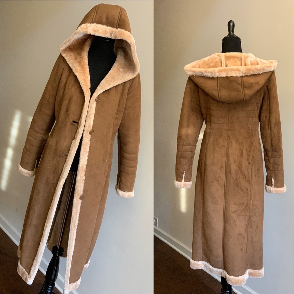 Tan Sherpa-lined trench coat